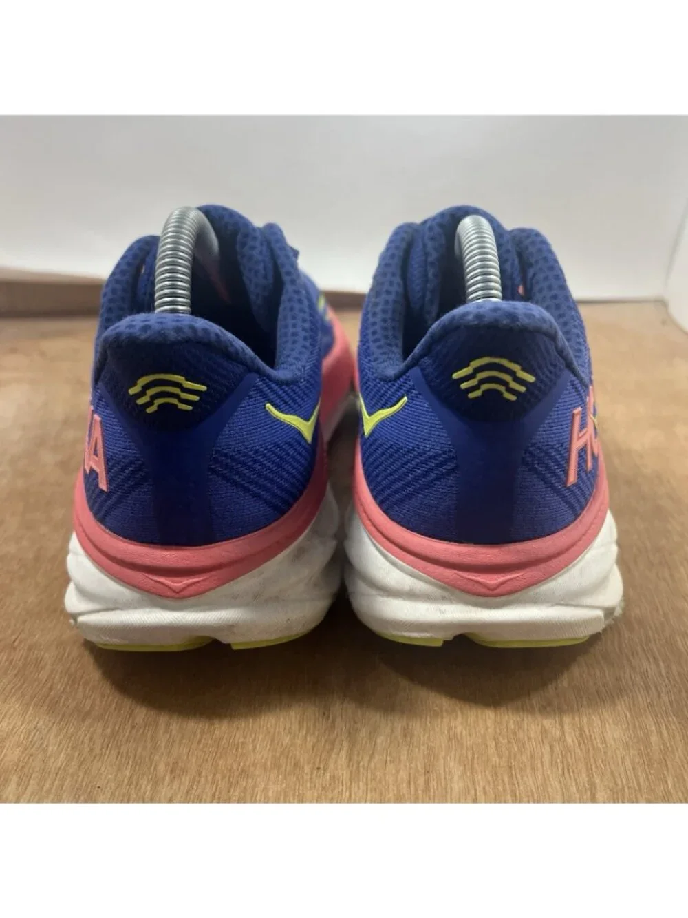 Hoka One One Clifton 9 Women Size 8.5 Blue Running Shoes Sneakers
